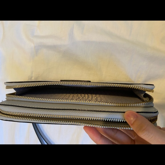 Kate spade grey clutch - Picture 3 of 6